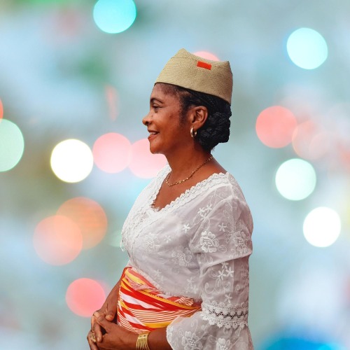 La tenue traditionnelle des femmes Antemoro pour les fêtes